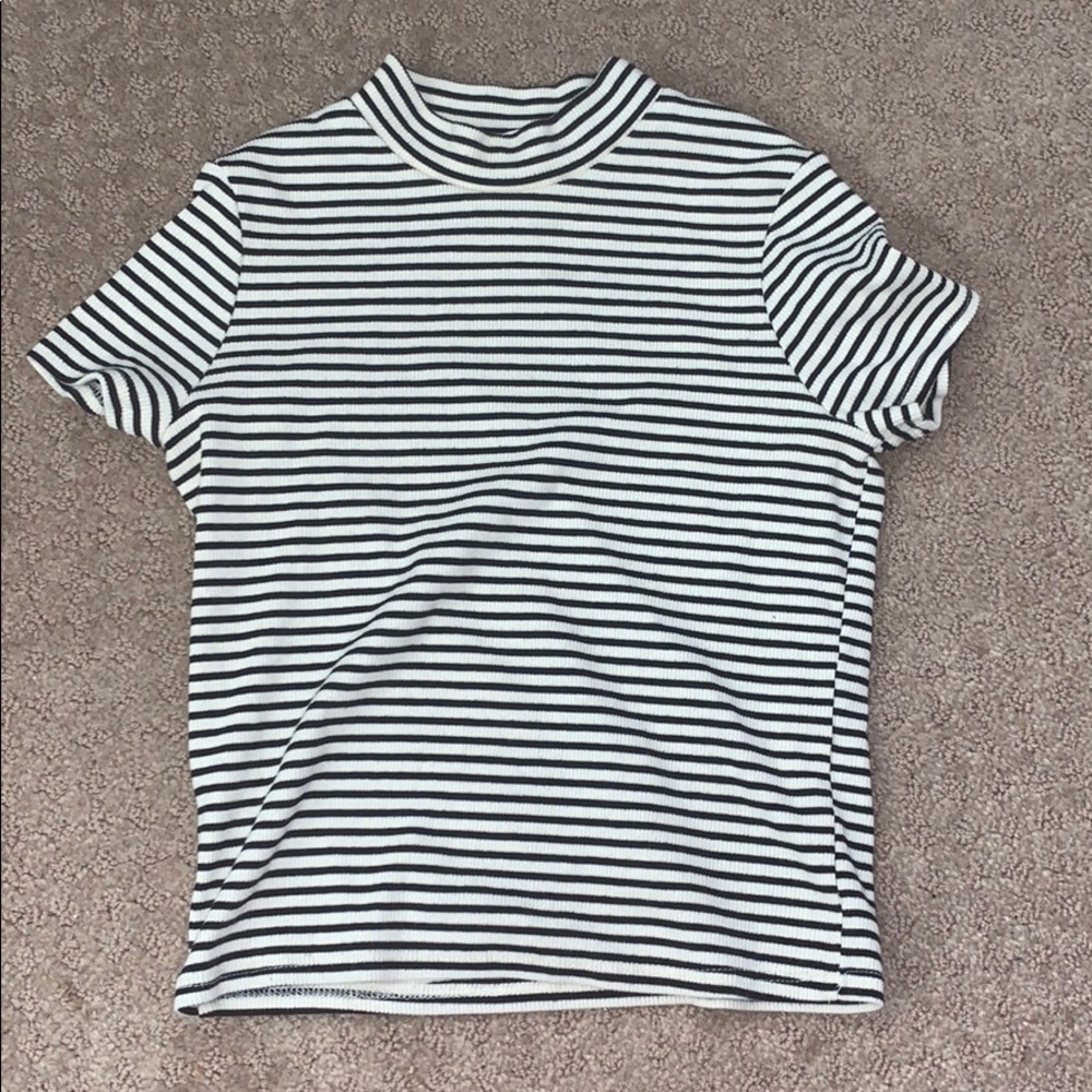 Cropped shirt from tillys